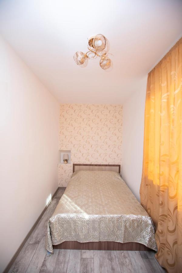 Modern Apartment In The Center With The View Of The Majestic Ararat Ереван Екстериор снимка